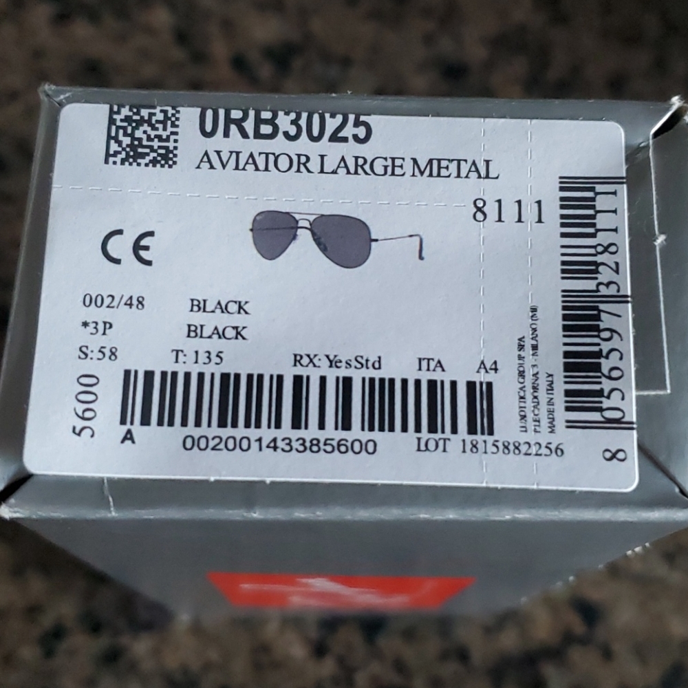 Brand New Rayban Large special edition Black/Blacj